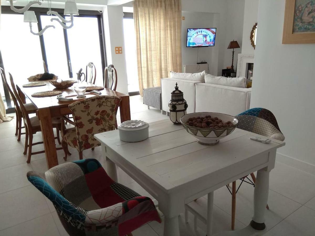 Loutraki Μοναδικής Θέσης Διαμέρισμα Στη Θάλασσα Экстерьер фото